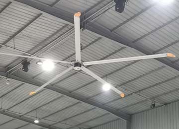 江門工業(yè)大風(fēng)扇可連續(xù)運轉(zhuǎn)幾天嗎？【易達貨架】