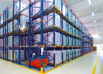 8米高的冷庫貨架有哪些類型？冷庫高層貨架廠解析【易達貨架】