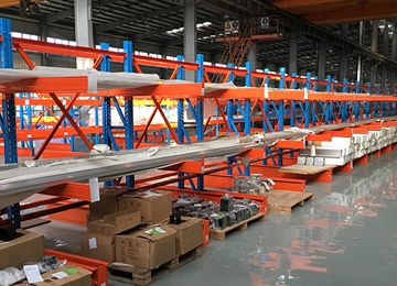 河源懸臂貨架適合重型板材存儲(chǔ)嗎？【易達(dá)貨架】