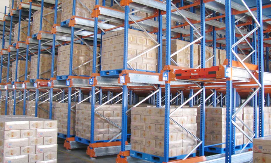 高密度存儲(chǔ)，實(shí)現(xiàn)“貨找人”式揀貨