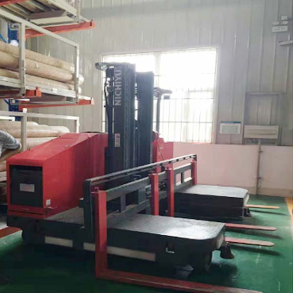 橫瀝重型倉(cāng)儲(chǔ)貨架